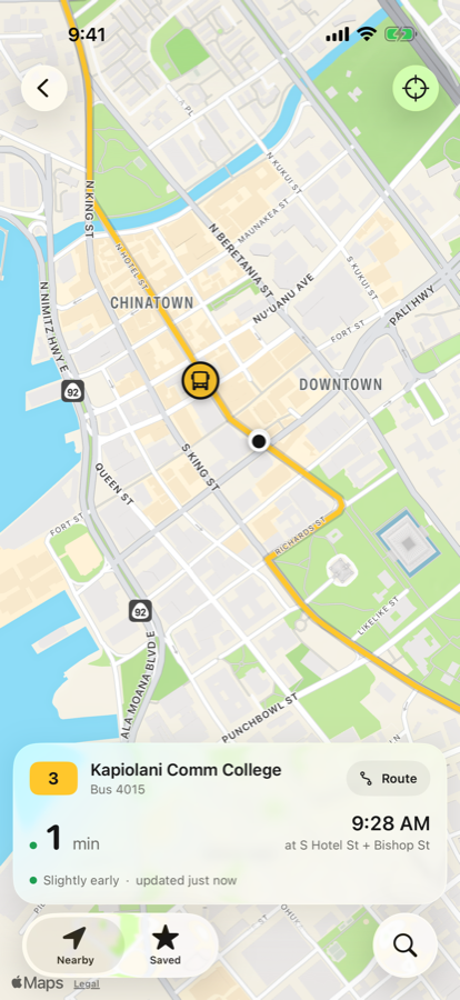 The Bus screen: a bus marker on the yellow route line with a card showing 7 minutes, the arrival time and an Alert me button